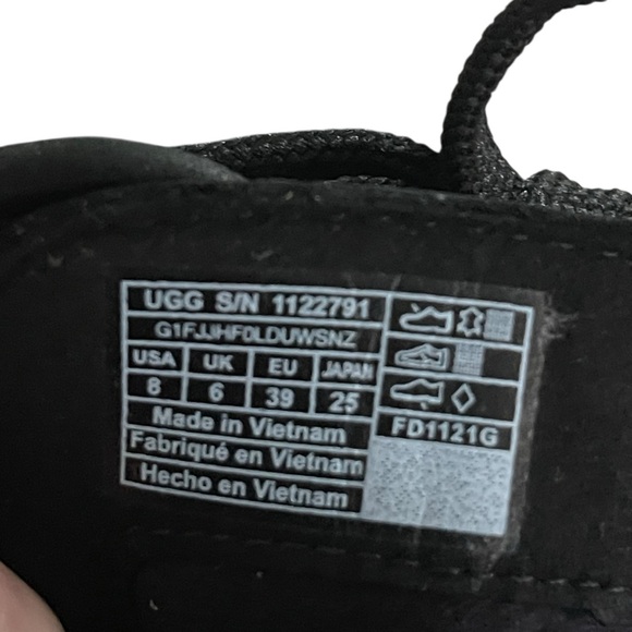 UGG Hapsburg Black Combat Boots with Matte Finish Women Size 8 - Picture 8 of 8